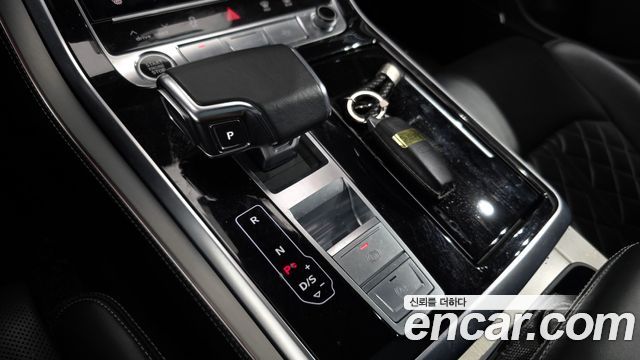 Audi Q8 55 TFSI Quattro Premium