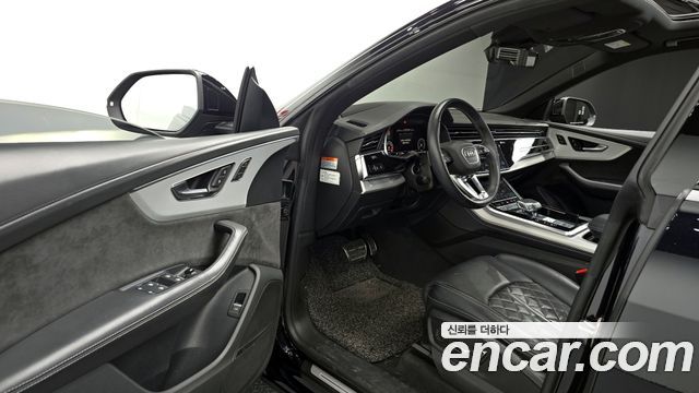 Audi Q8 55 TFSI Quattro Premium