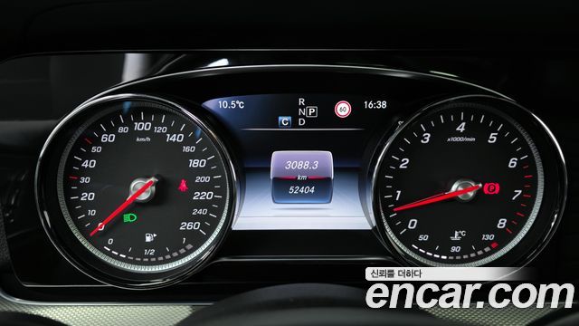 Mercedes-Benz E-Class E200 Avantgarde
