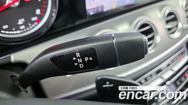 Mercedes-Benz E-Class E200 Avantgarde