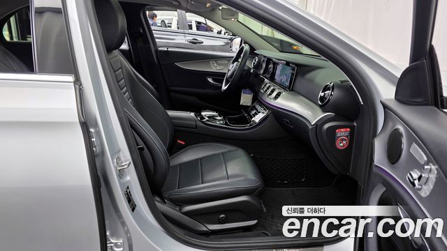 Mercedes-Benz E-Class E200 Avantgarde