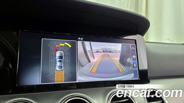 Mercedes-Benz E-Class E200 Avantgarde
