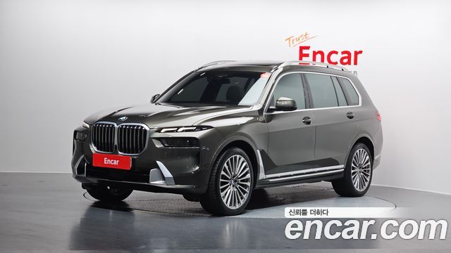 BMW X7 xDrive 40i Design Pure Excellence 6-Seater