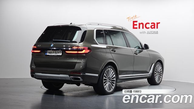BMW X7 xDrive 40i Design Pure Excellence 6-Seater