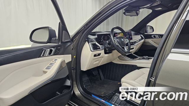 BMW X7 xDrive 40i Design Pure Excellence 6-Seater