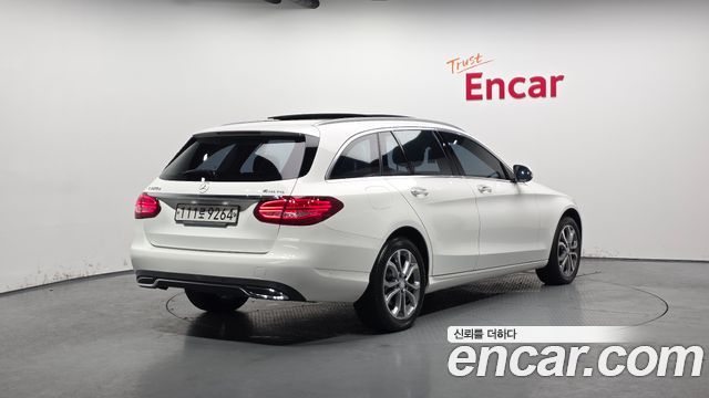 Mercedes-Benz C-Class C220 d 4MATIC Estate