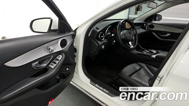 Mercedes-Benz C-Class C220 d 4MATIC Estate