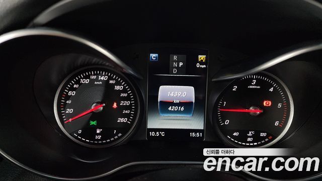 Mercedes-Benz GLC-Class GLC220 d 4MATIC Premium Coupe