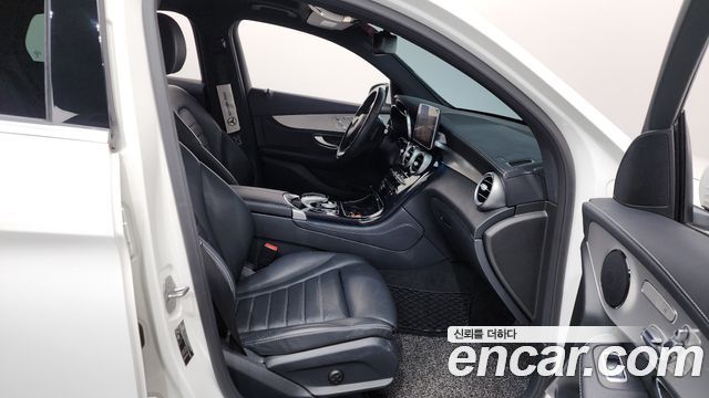 Mercedes-Benz GLC-Class GLC220 d 4MATIC Premium Coupe