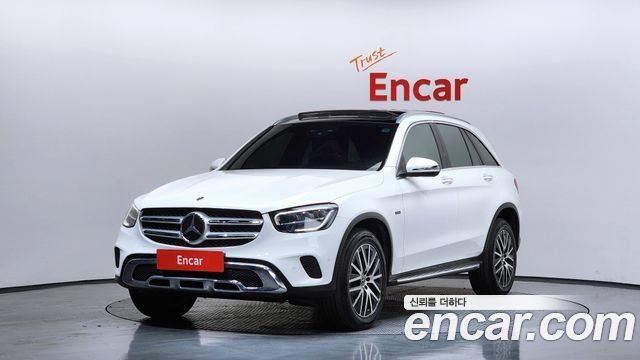 Mercedes-Benz GLC-Class GLC300e 4MATIC