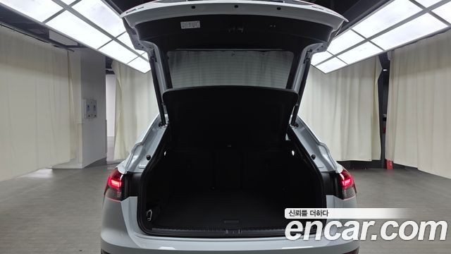 Audi Q4 e-tron 45 Premium Sportback
