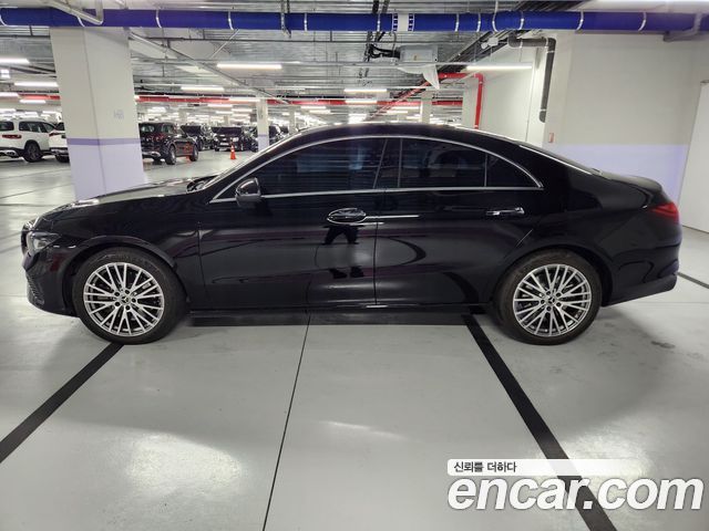 Mercedes-Benz CLA-Class CLA250 4MATIC Progressive
