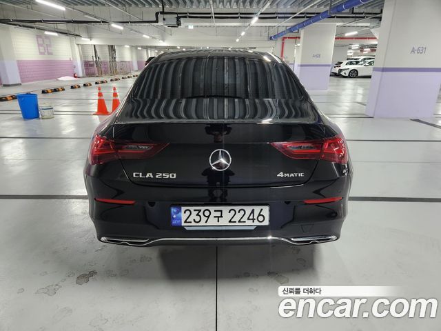 Mercedes-Benz CLA-Class CLA250 4MATIC Progressive