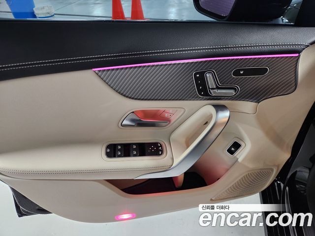 Mercedes-Benz CLA-Class CLA250 4MATIC Progressive