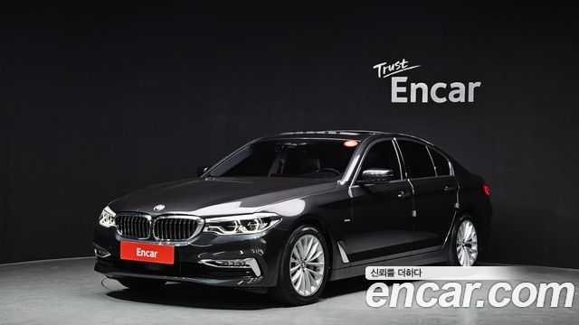 BMW 5-Series 530i xDrive Luxury Plus