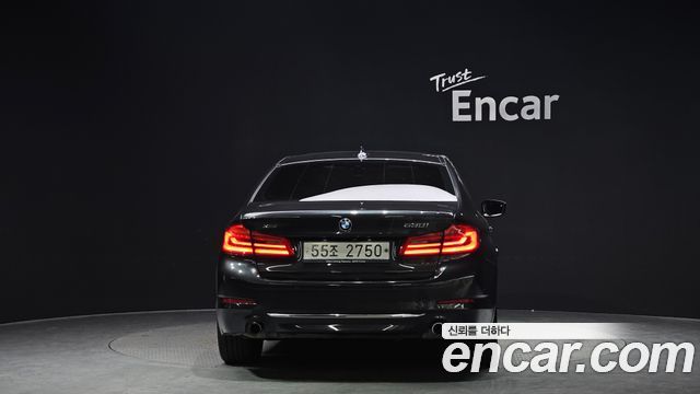 BMW 5-Series 530i xDrive Luxury Plus