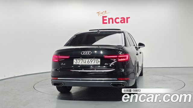 Audi A4 40 TFSI Premium