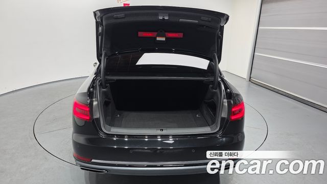 Audi A4 40 TFSI Premium