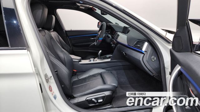 BMW 3-Series 328i M Sport