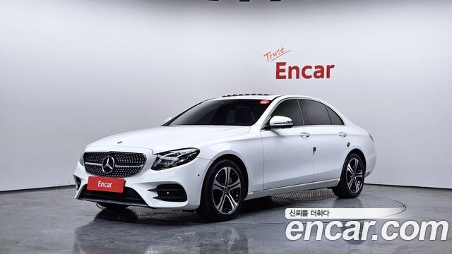 Mercedes-Benz E-Class E300 4MATIC Avnatgarde
