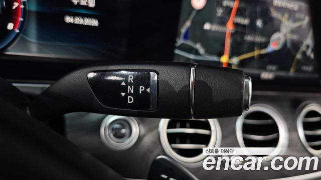 Mercedes-Benz E-Class E300 4MATIC Avnatgarde