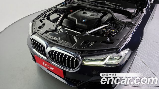 BMW 5-Series 520i M Sport