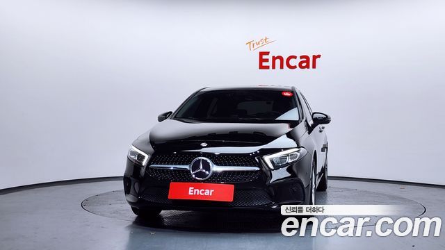 Mercedes-Benz A-Class A220 Hatchback