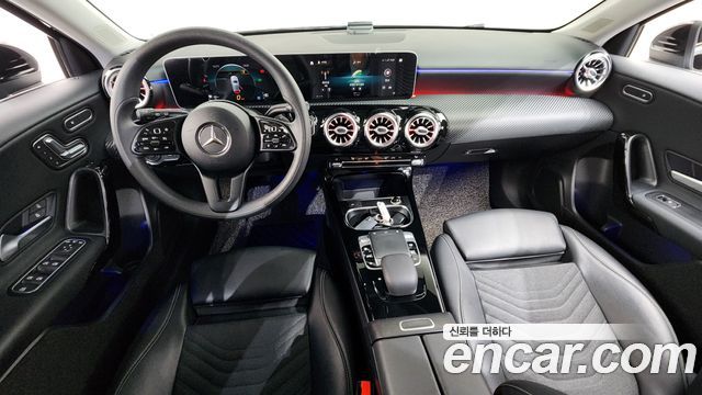 Mercedes-Benz A-Class A220 Hatchback