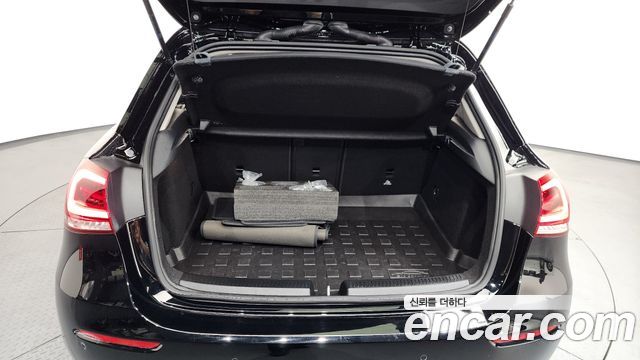 Mercedes-Benz A-Class A220 Hatchback