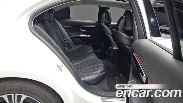 Mercedes-Benz E-Class E200 Avantgarde