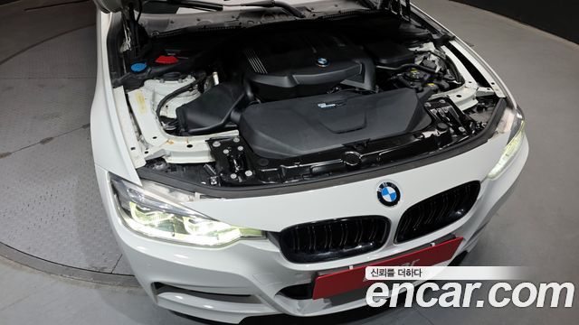 BMW 3-Series 330i M Sport