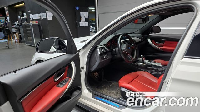 BMW 3-Series 330i M Sport