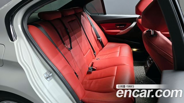 BMW 3-Series 330i M Sport