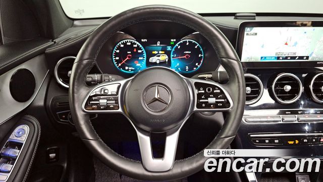 Mercedes-Benz GLC-Class GLC220 d 4MATIC