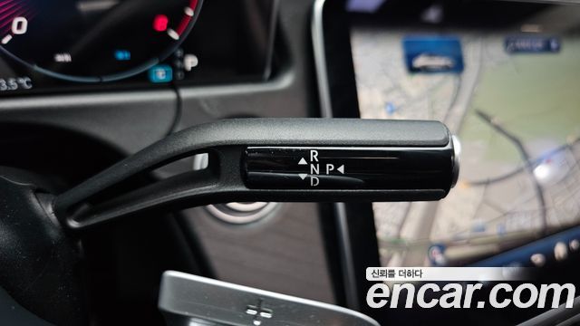 Mercedes-Benz E-Class E200 Avantgarde
