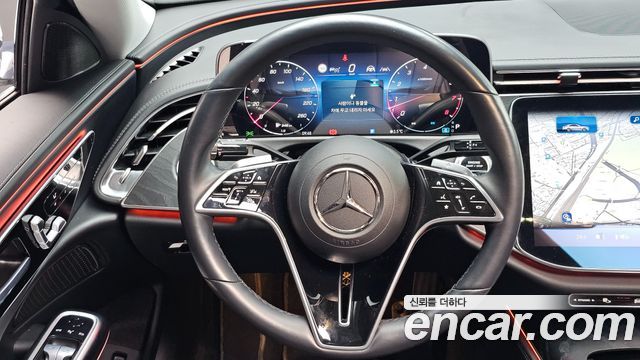 Mercedes-Benz E-Class E200 Avantgarde
