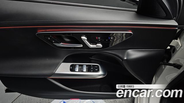 Mercedes-Benz E-Class E200 Avantgarde