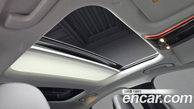 Mercedes-Benz E-Class E200 Avantgarde