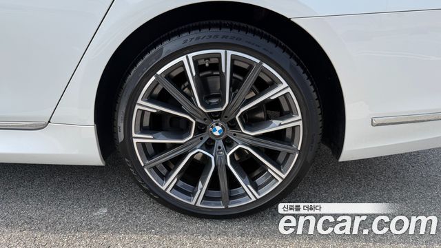 BMW 7-Series 740d xDrive M Sport