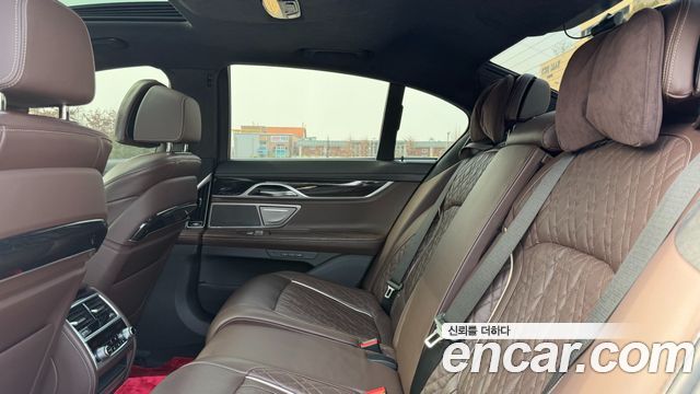 BMW 7-Series 740d xDrive M Sport