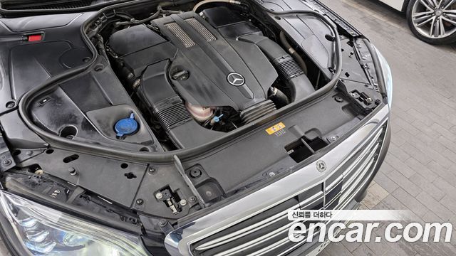 Mercedes-Benz S-Class S450L