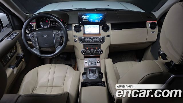 Land Rover Discovery 3.0 SDV6 SE