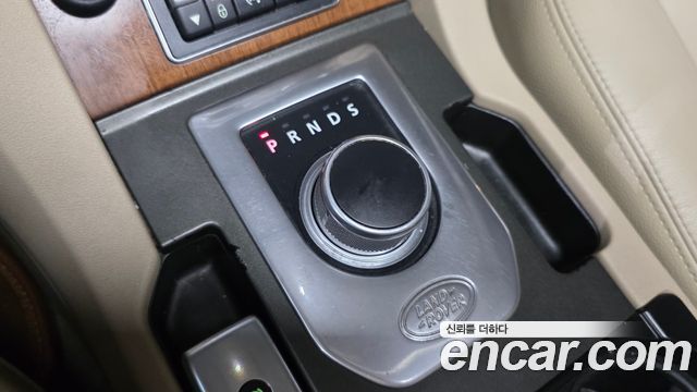 Land Rover Discovery 3.0 SDV6 SE
