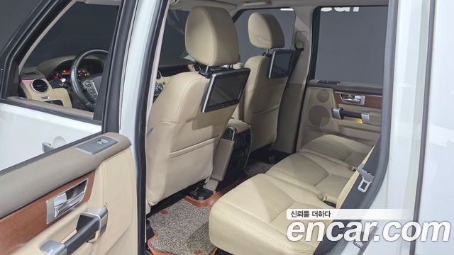Land Rover Discovery 3.0 SDV6 SE