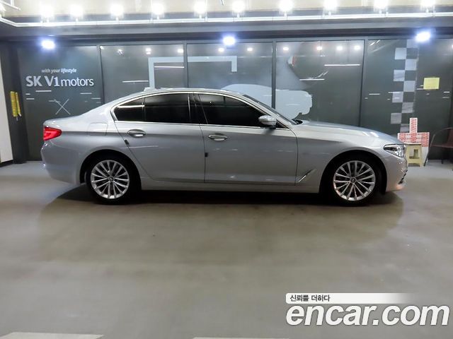BMW 5-Series 530i Luxury Plus
