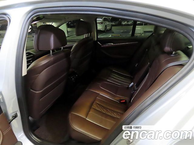 BMW 5-Series 530i Luxury Plus