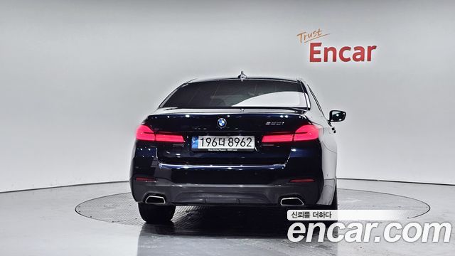 BMW 5-Series 520i M Sport