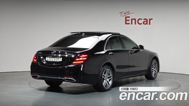 Mercedes-Benz S-Class S350 d 4MATIC AMG Line