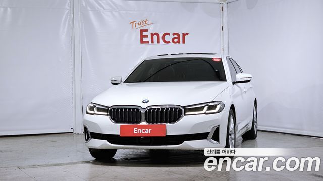 BMW 5-Series 530i Luxury