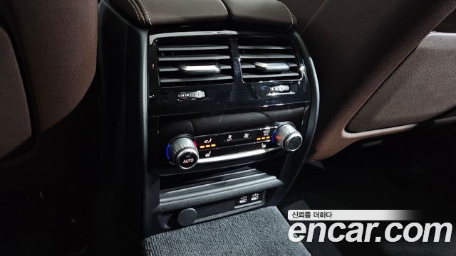 BMW 5-Series 530i Luxury